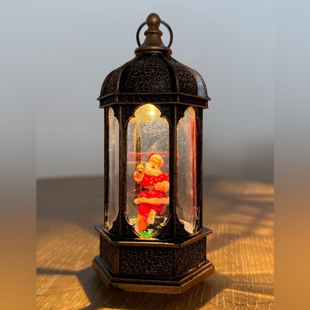 Santa Claus Christmas Lantern Light – Light Up Holiday Table Decor